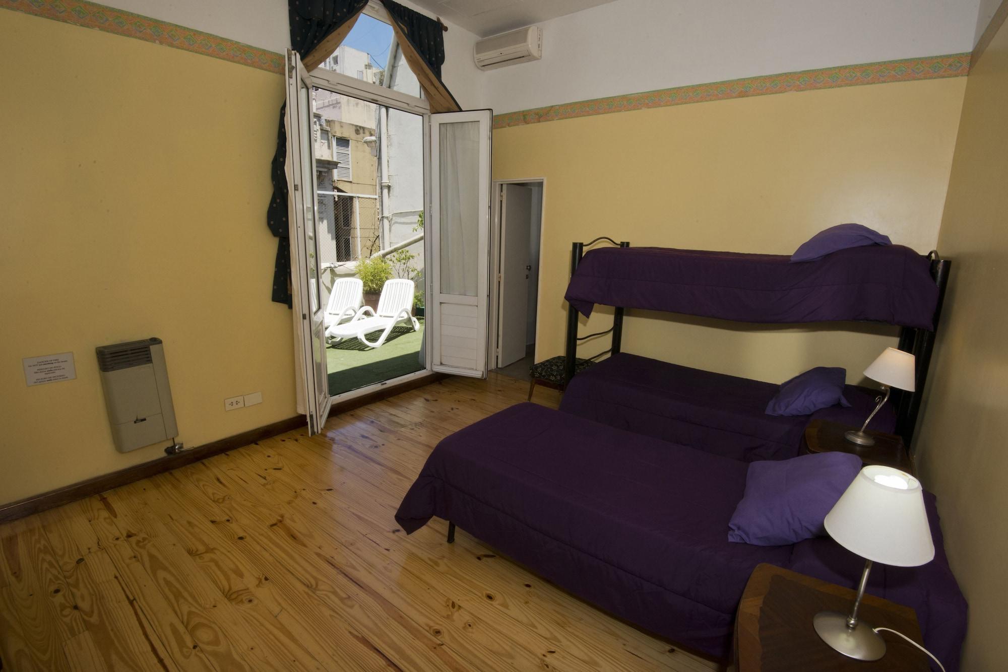 Milhouse Hostel Hipo بوينس آيرس المظهر الخارجي الصورة