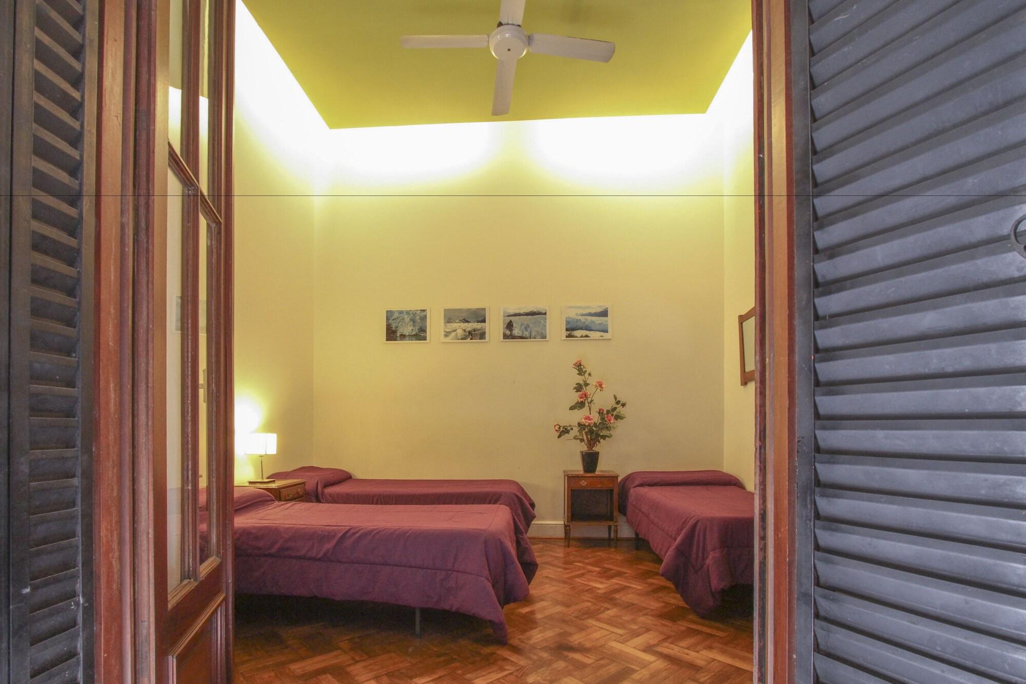 Milhouse Hostel Hipo بوينس آيرس المظهر الخارجي الصورة