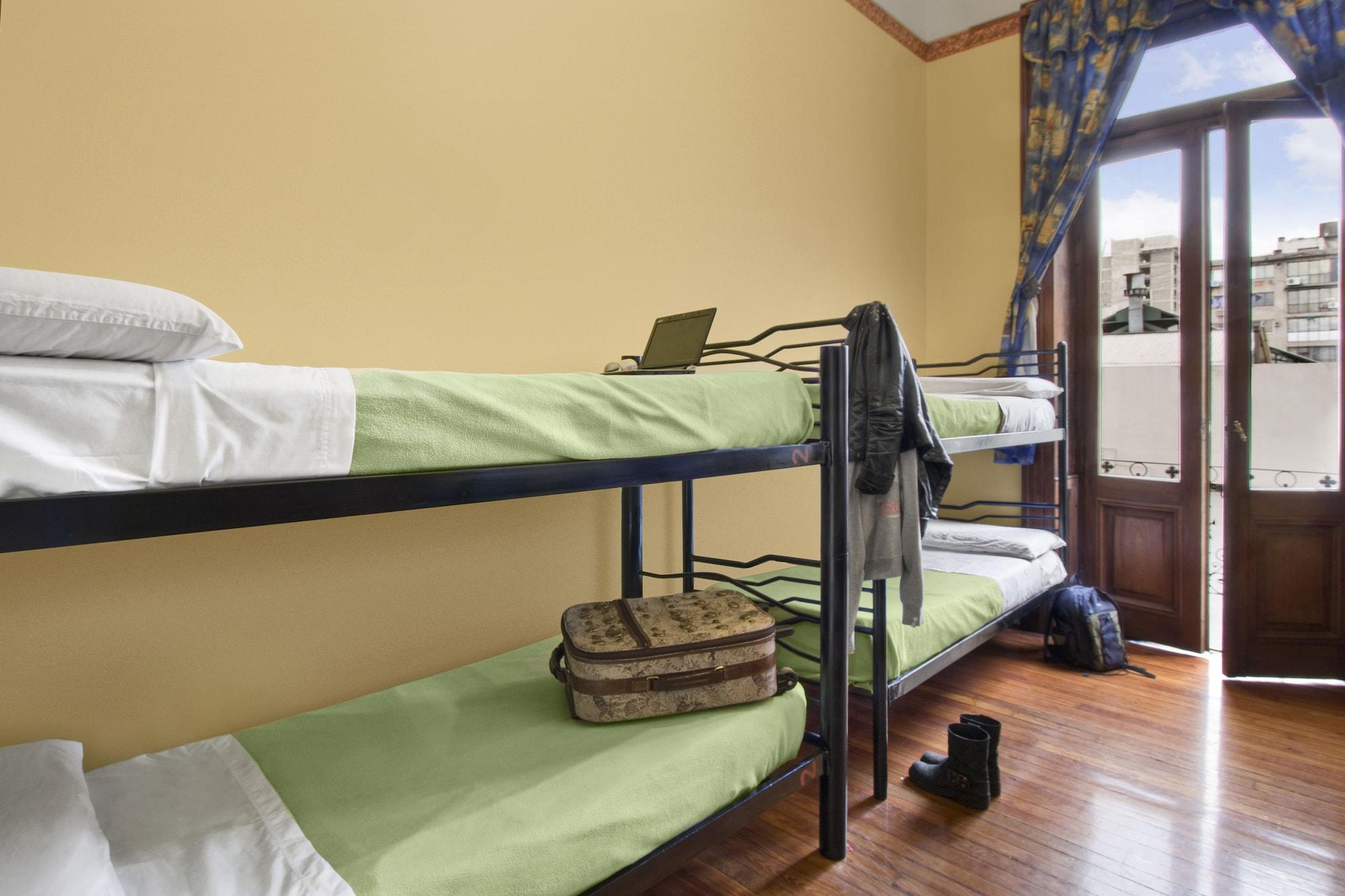 Milhouse Hostel Hipo بوينس آيرس المظهر الخارجي الصورة