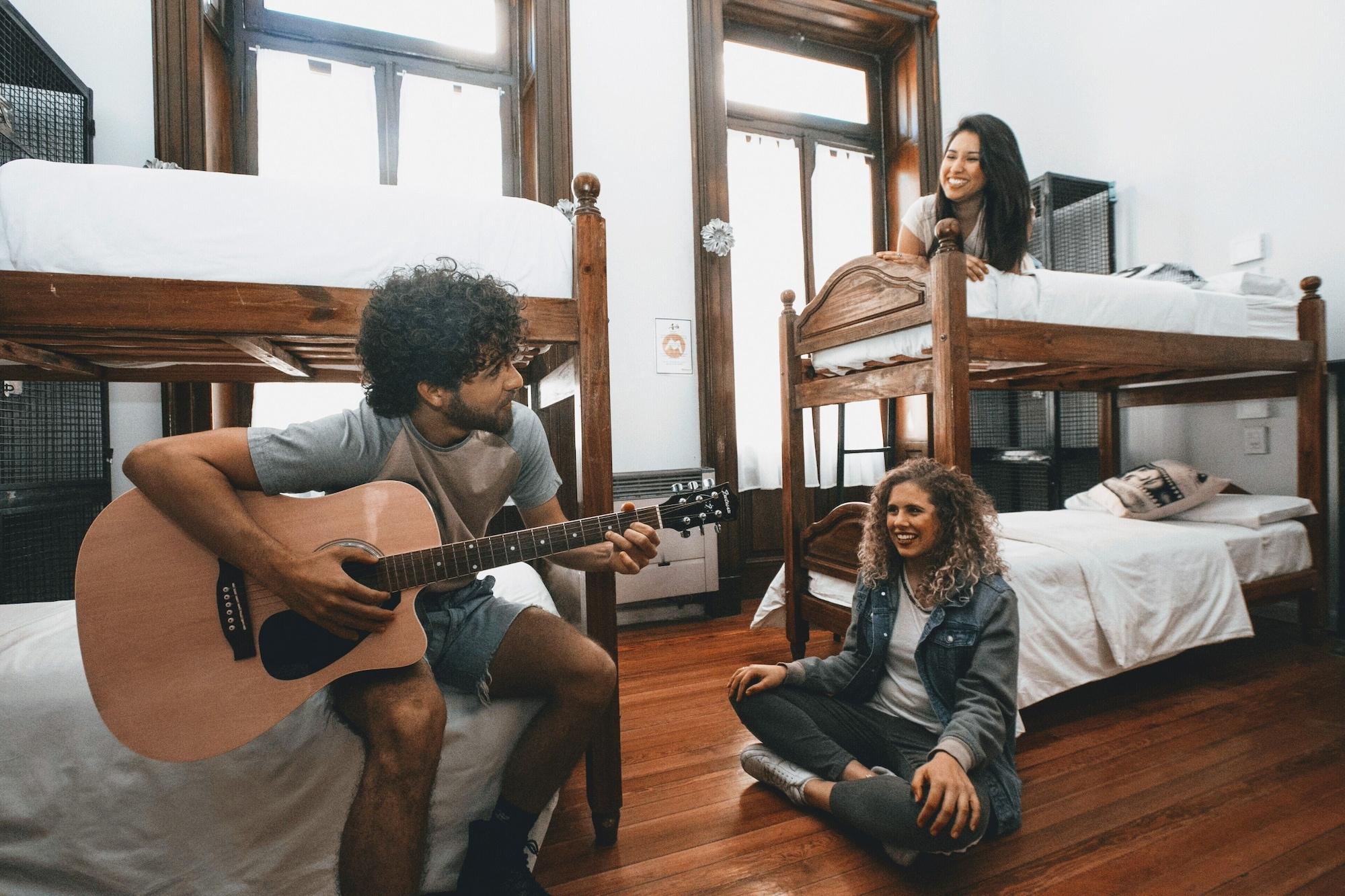 Milhouse Hostel Hipo بوينس آيرس المظهر الخارجي الصورة