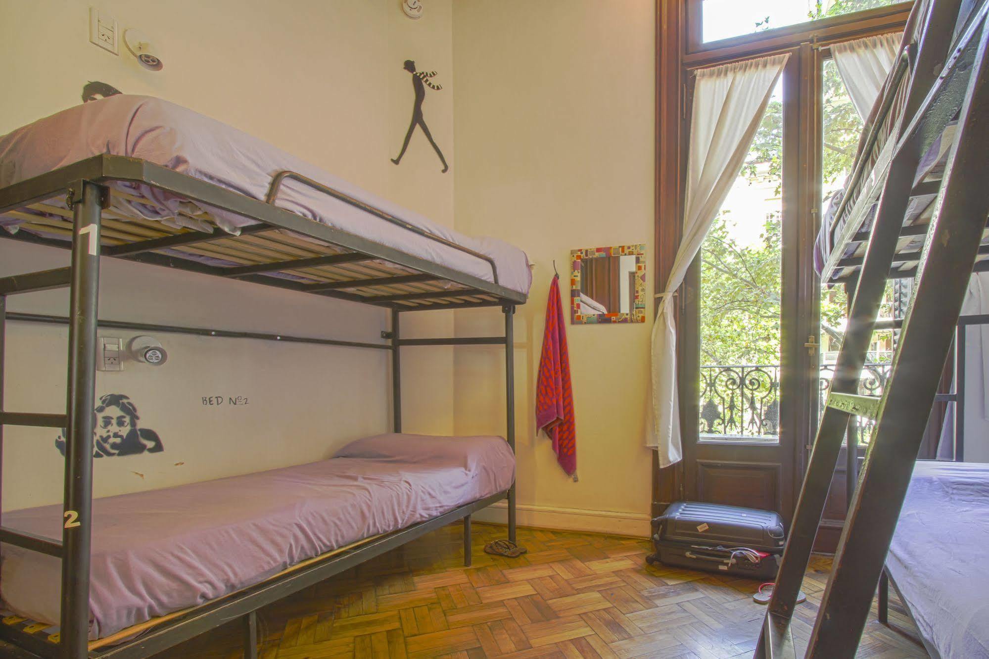 Milhouse Hostel Hipo بوينس آيرس المظهر الخارجي الصورة
